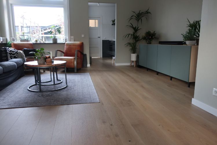 WARP Systems woning SpeeTherm systeem met afwerkvloer