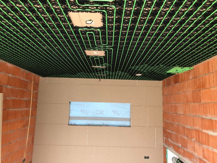 Plafondverwarming van WARP Systems