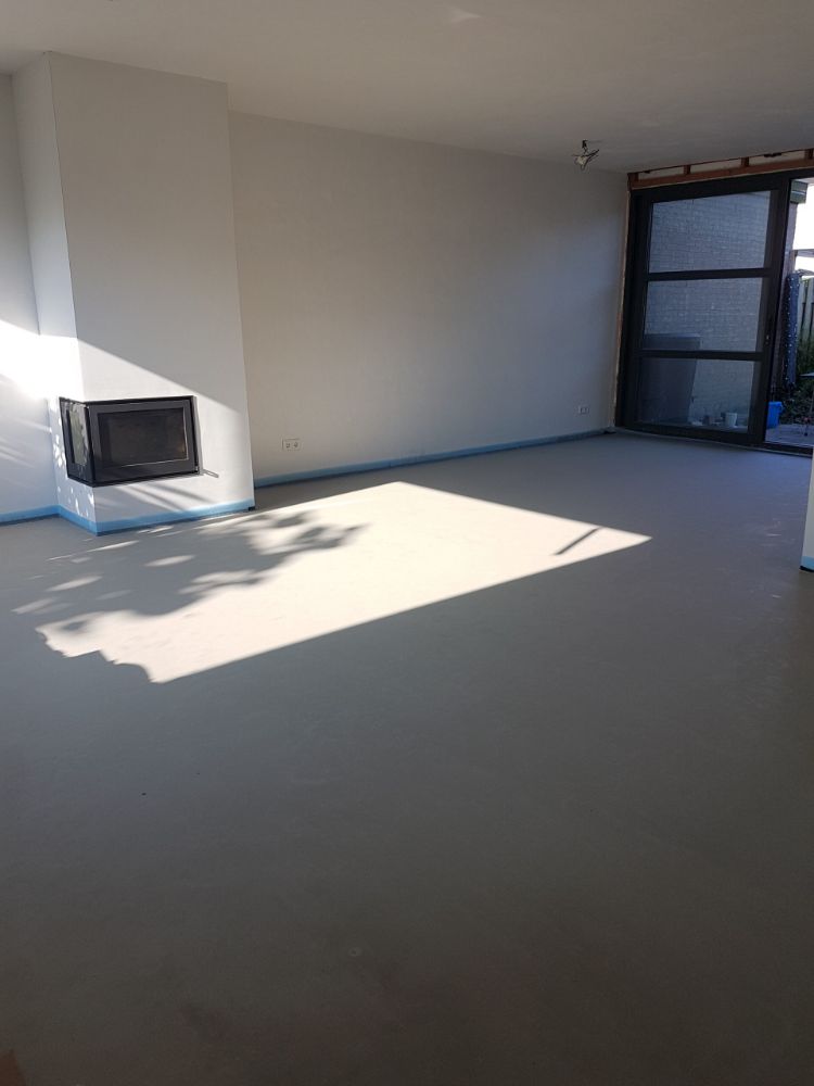 WARP Systems eengezinswoning SpeeTile systeem afgewerkt met vulmassa