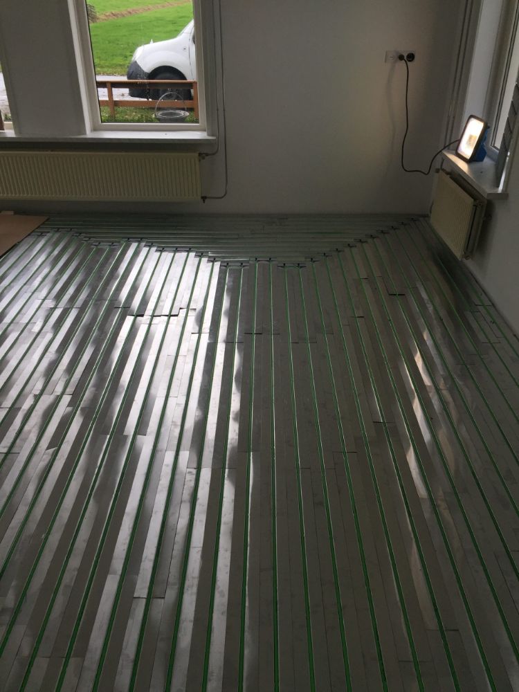 Vloerverwarming op houten vloer