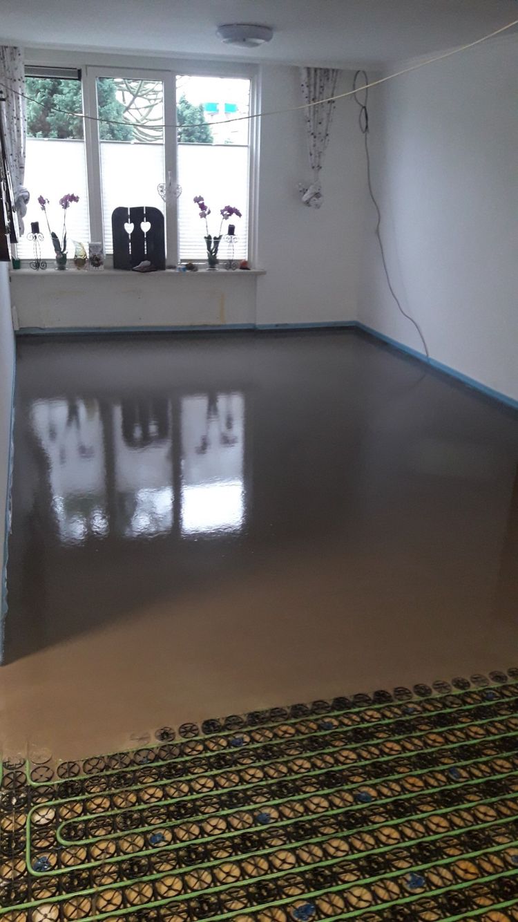 WARP Systems tweeondereenkap SpeeTile10 met SpeeTop vulmassa