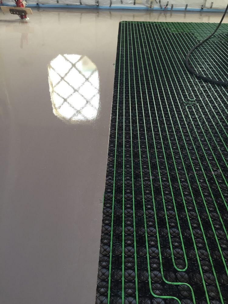 Vloerverwarming in een kerk