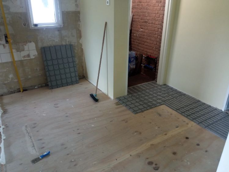 WARP Systems vrijstaande woning SpeeTherm Systeem op houten ondervloer