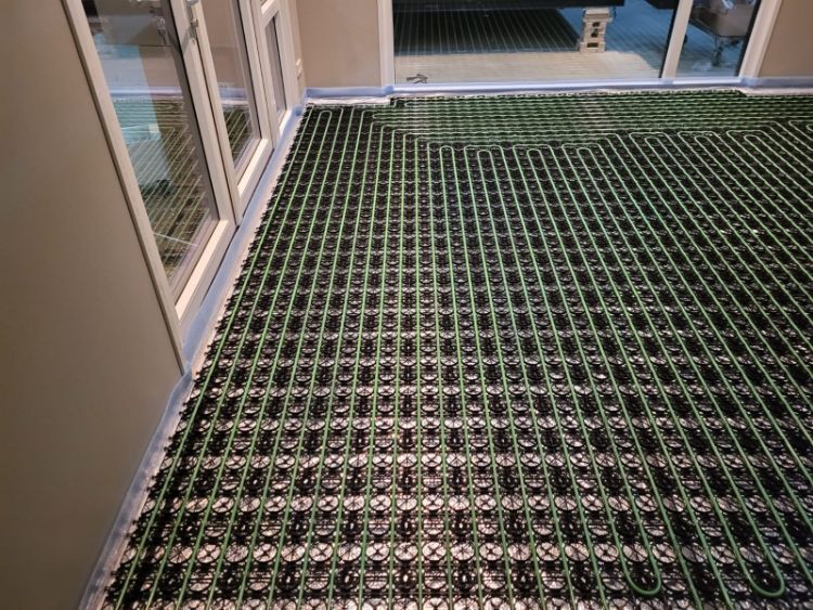 Vloerverwarming op houten ondervloer